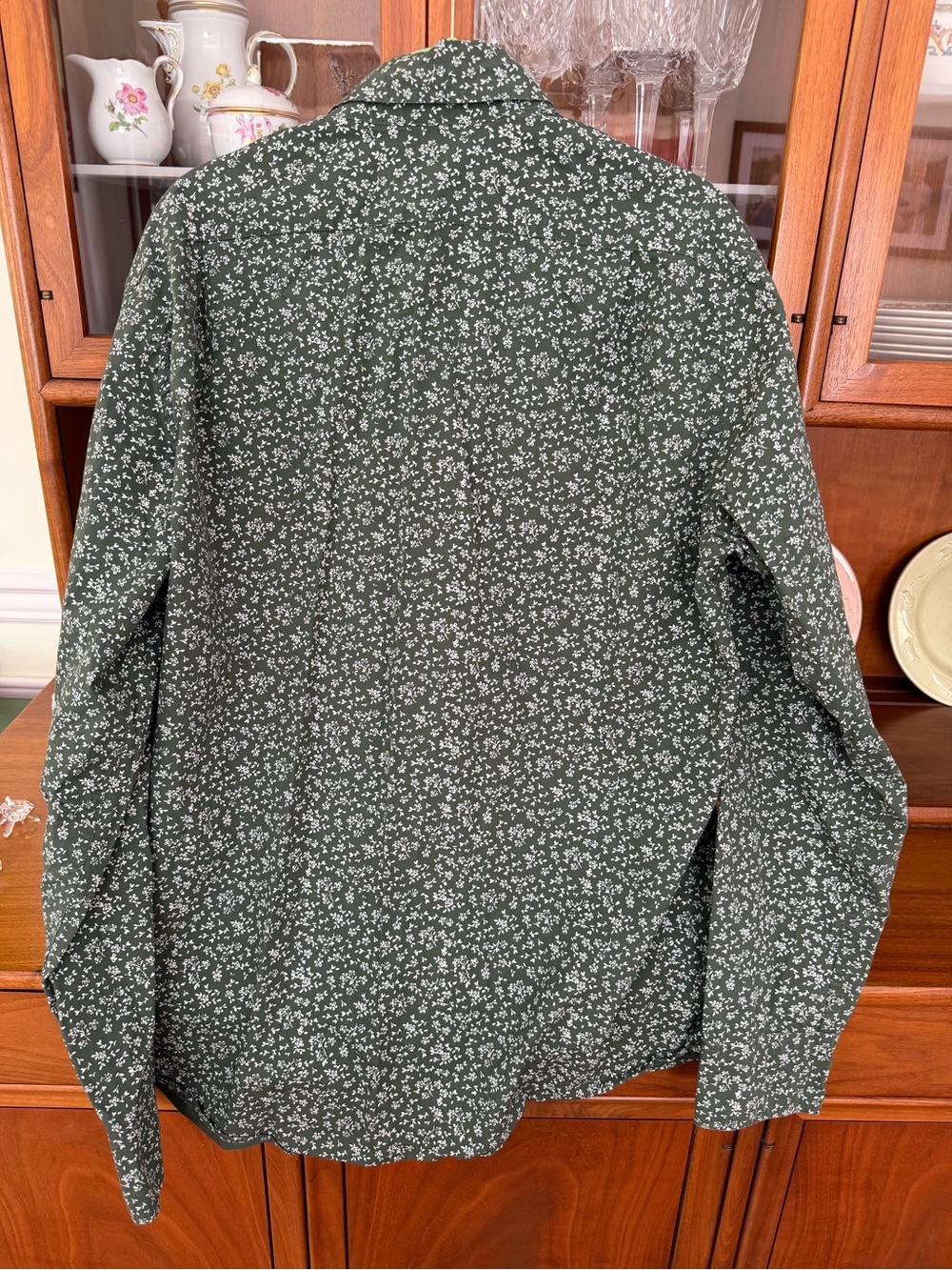 J crew men’s green n white floral LS button down stretch shirt size Large Slim - Picture 6 of 12